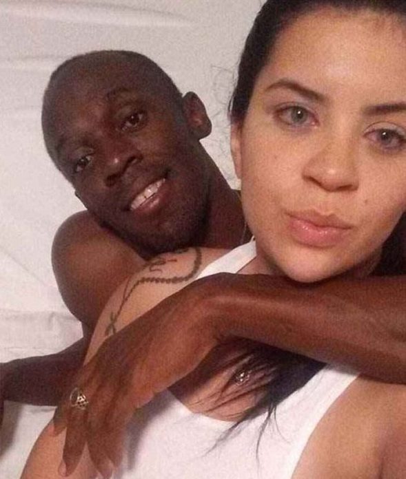 to-glentise-o-mpolt-me-20xroni-foititria-sto-rio-1