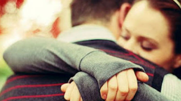 Το μεγάλο θαύμα μιας μικρής αγκαλιάς…